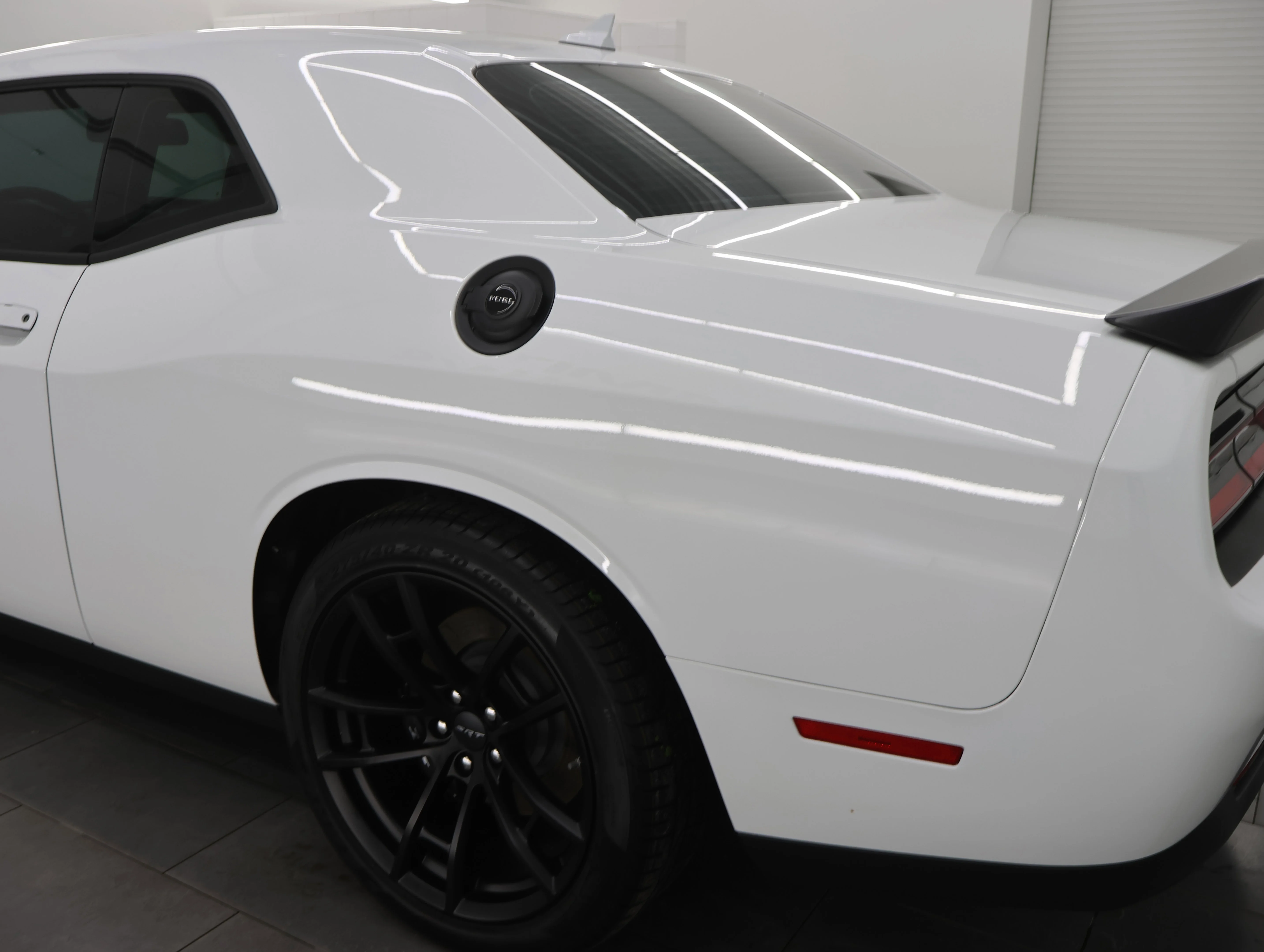 Used 2023 White Knuckle Clearcoat Dodge SRT Hellcat Jailbreak image 30