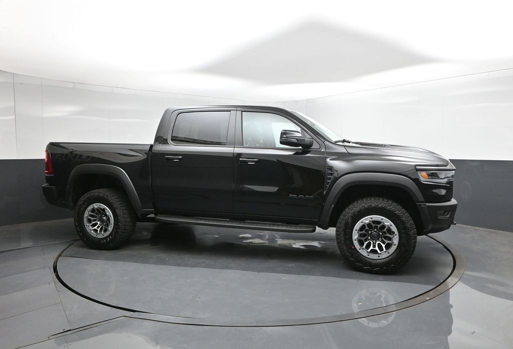 New 2026 Diamond Black Crystal Pearl-Coat Exterior Paint RAM RHO image 15