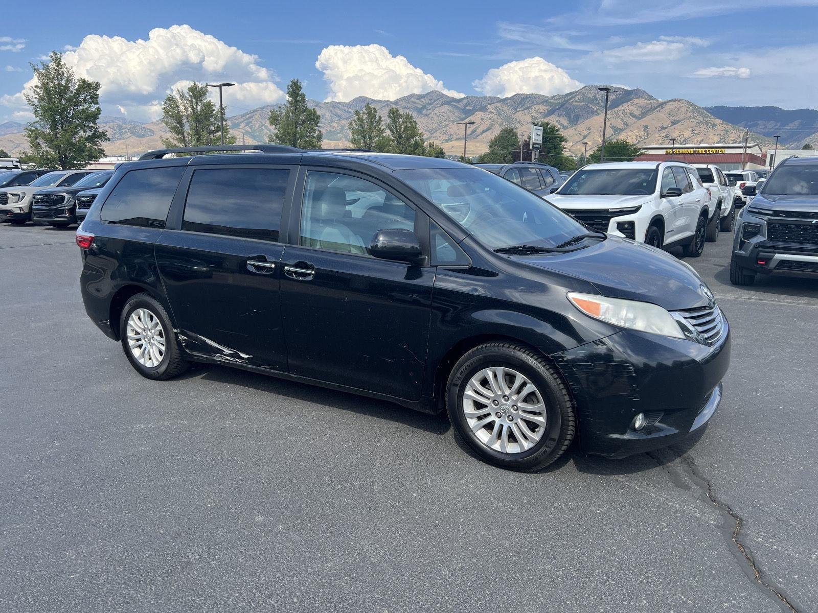 2016 Toyota Sienna XLE - Photo 7