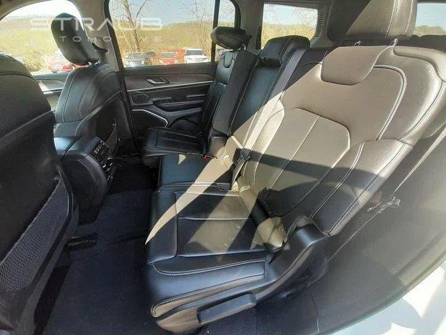 Used 2021 Bright White Clearcoat Jeep Limited image 43