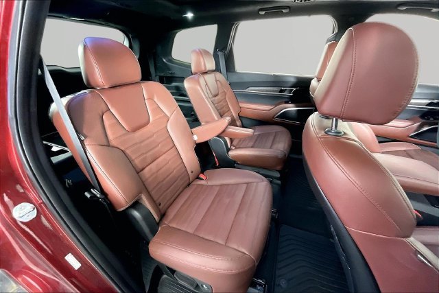 Used 2024 Red Kia SX-Prestige image 22