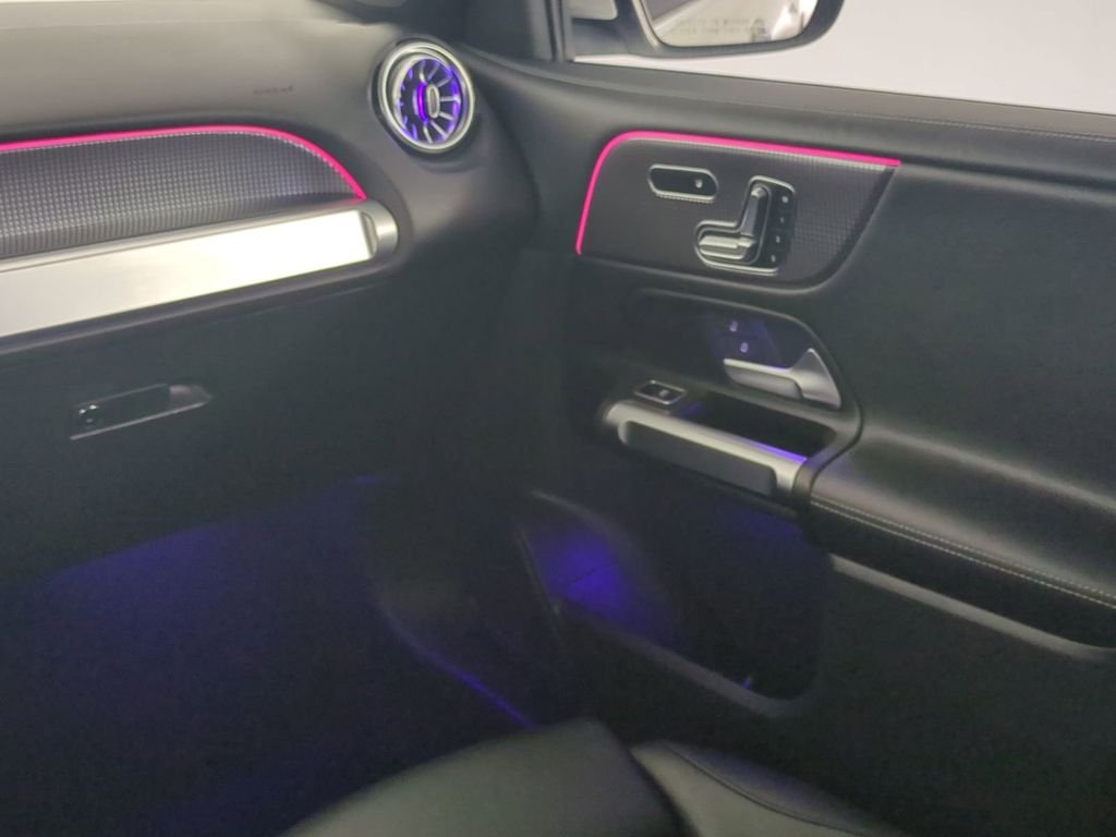 2022 Mercedes-Benz GLB Base - Photo 20