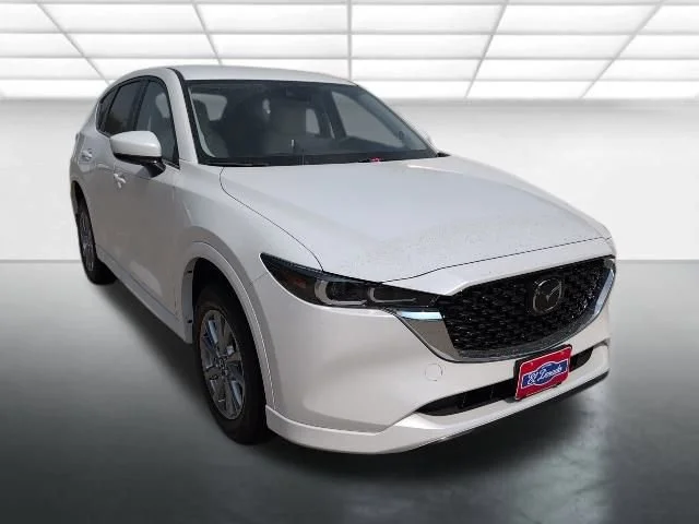 2025 Mazda CX-5 S Preferred package Auto AWD's photo