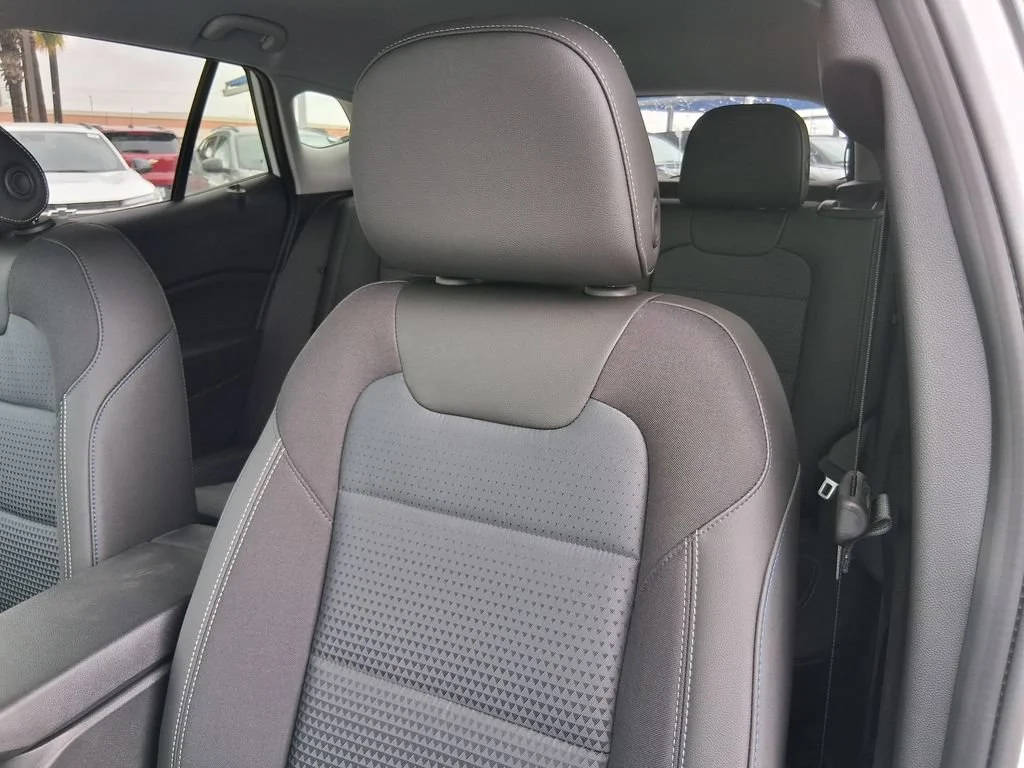2026 Chevrolet Trax LT - Photo 14