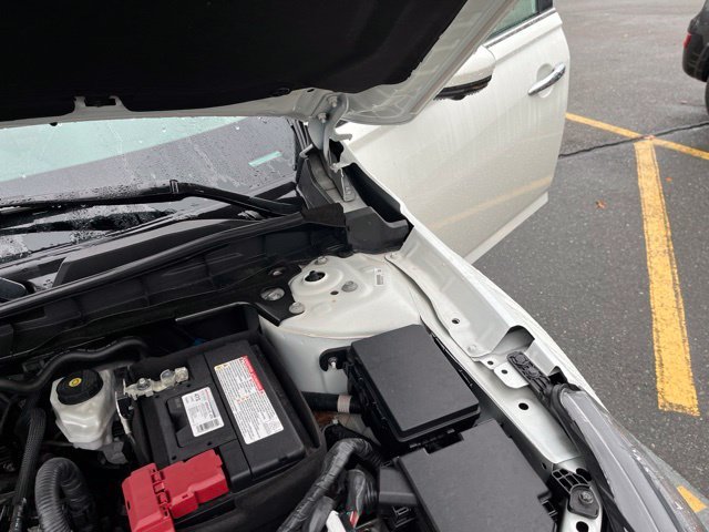 Certified Used 2023 White Nissan SL image 24