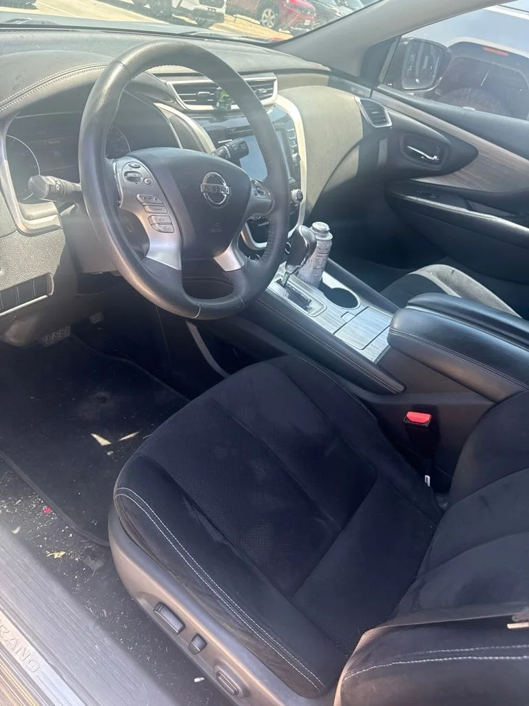 Used 2017 Gray Nissan SV image 4