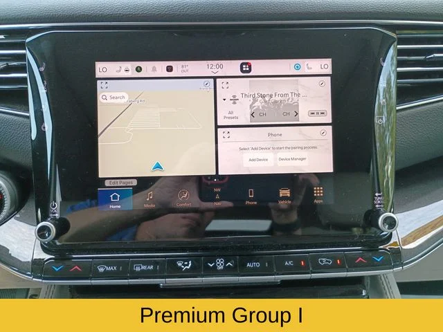 Used 2023 Black Jeep Base image 15