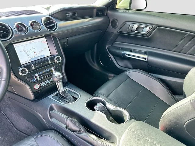 Used 2020 Silver Ford GT Premium image 22