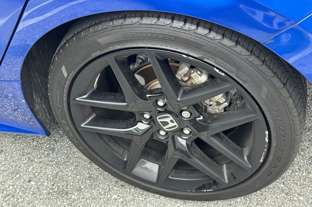 Used 2024 Aegean Blue Metallic Honda Sport image 4