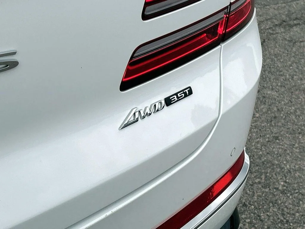 Used 2024 White Genesis 3.5T Advanced image 14