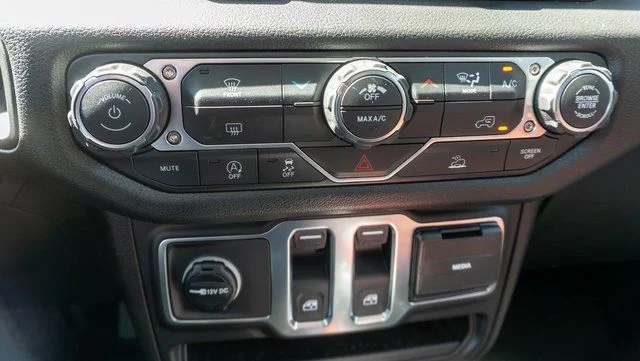 2026 Jeep Wrangler 2-Door Sport S - Photo 18