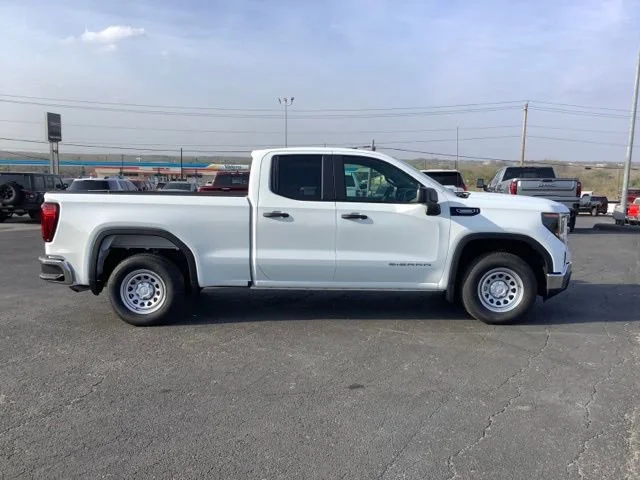 2026 GMC Sierra 1500 Pro - Photo 8