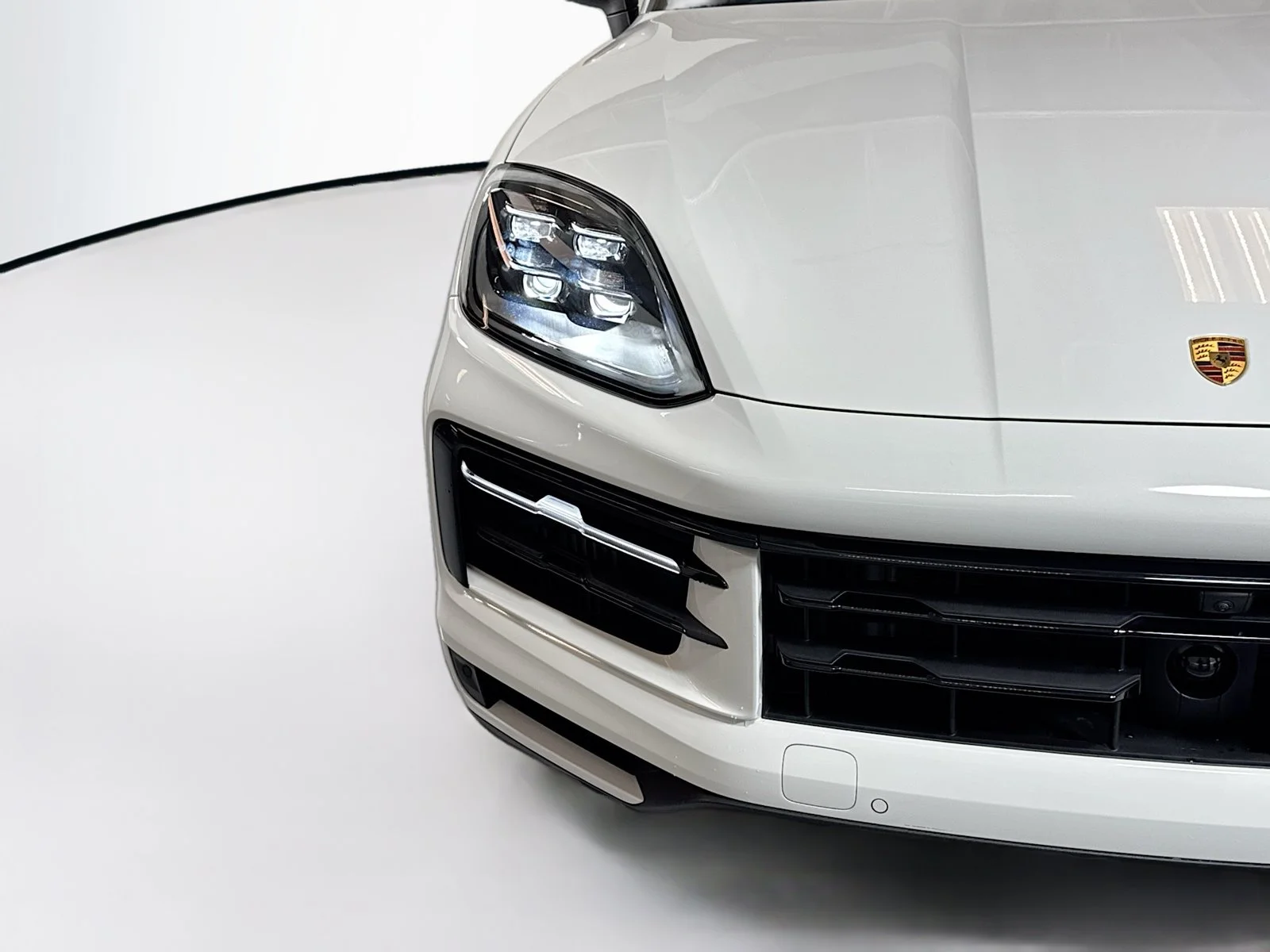 Certified Used 2026 Chromite Black Metallic Porsche  image 27
