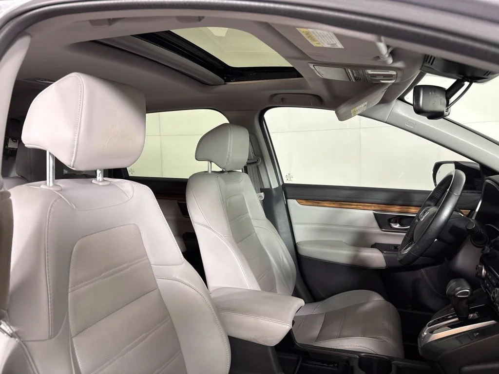Used 2018  Honda EX-L image 17
