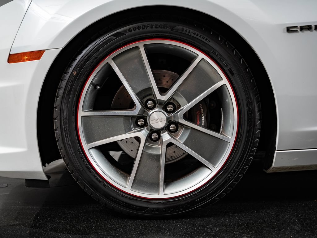 Used 2010 Summit White Chevrolet SS image 13