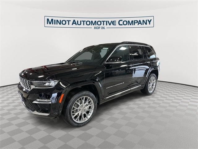 2025 Jeep Grand Cherokee Summit photo 2