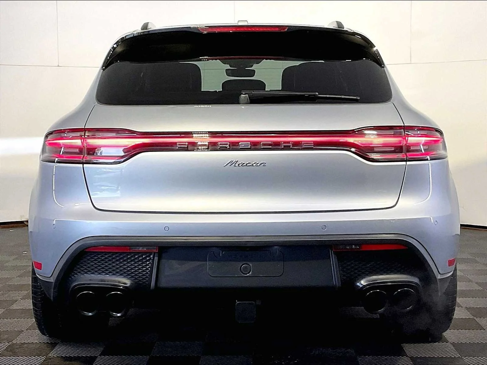 Certified Pre-Owned 2024 Porsche Macan