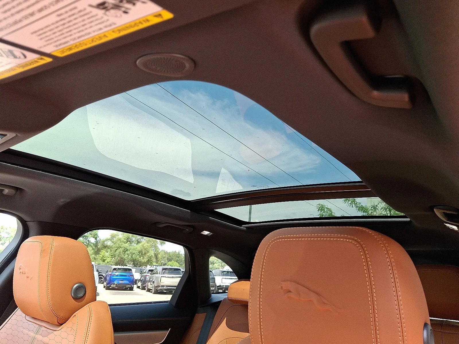 2026 Jaguar F-Pace R-Dynamic S - Photo 7