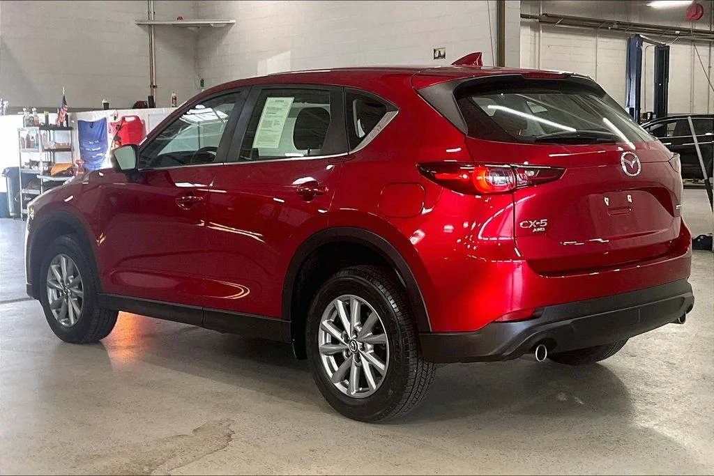 Used 2023 Red Mazda 2.5 S image 10
