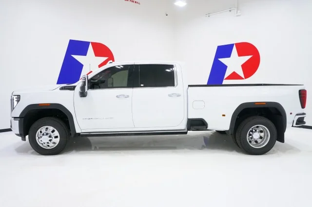 New 2026 Summit White GMC Denali Ultimate DRW image 10