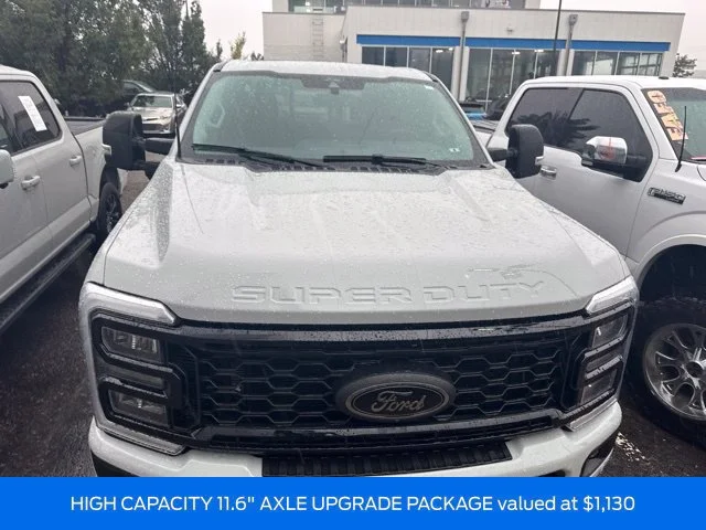 Used 2025 Gray Ford LARIAT image 9