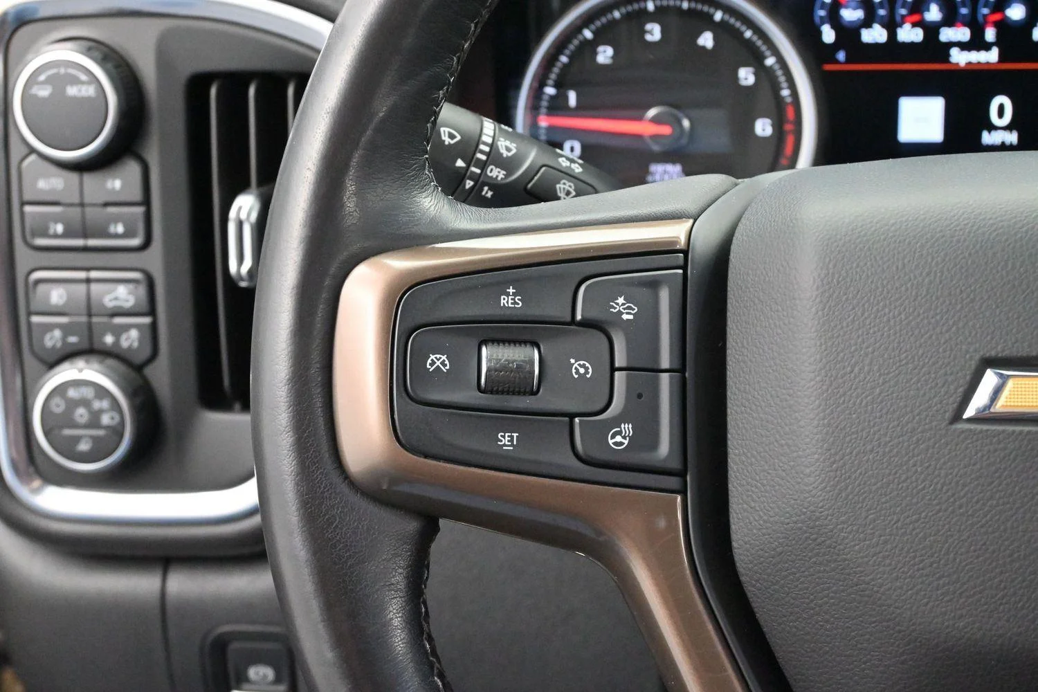 Used 2020 Silver Ice Metallic Chevrolet High Country image 17