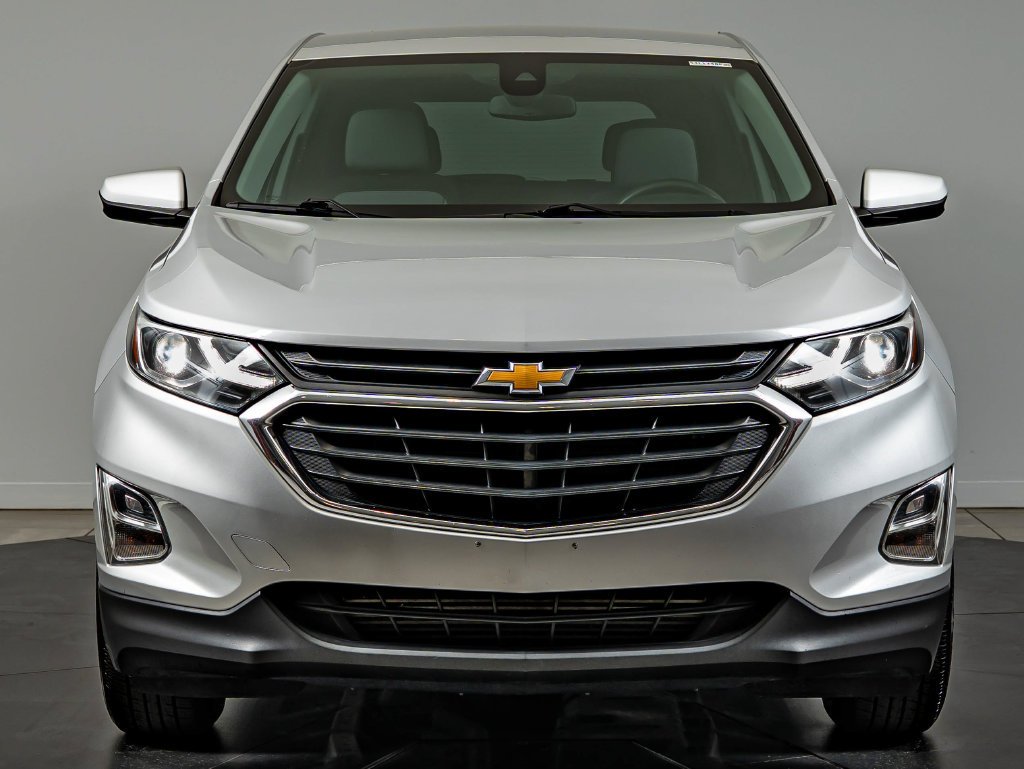 Used 2020 Silver Ice Metallic Chevrolet LT image 2