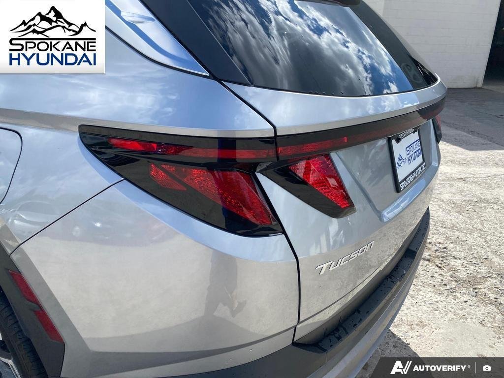 New 2026 SHIMMERING SILVER HYUNDAI SEL PLUS image 14