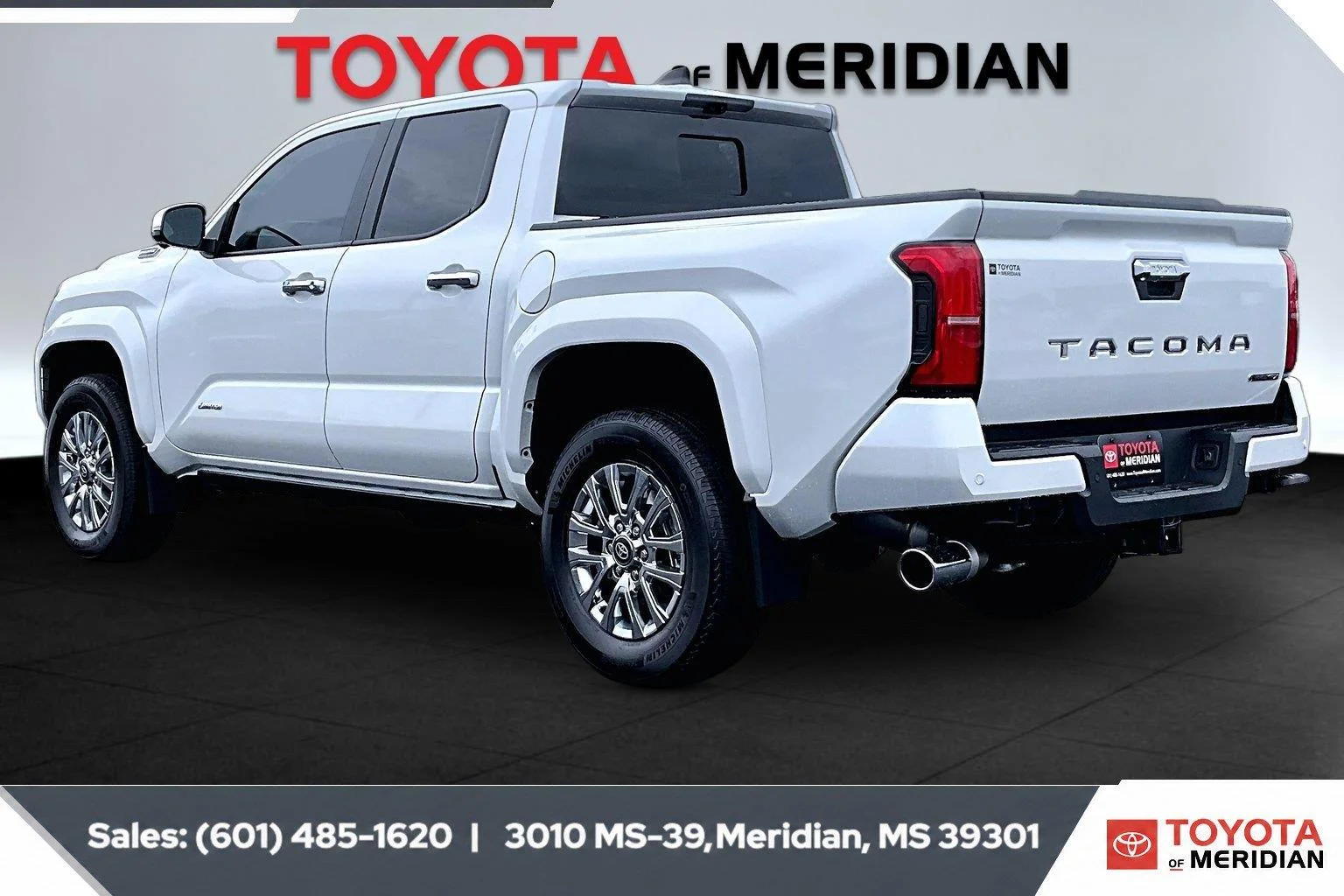 Used 2026 Wind Chill Pearl Toyota Limited HV image 2