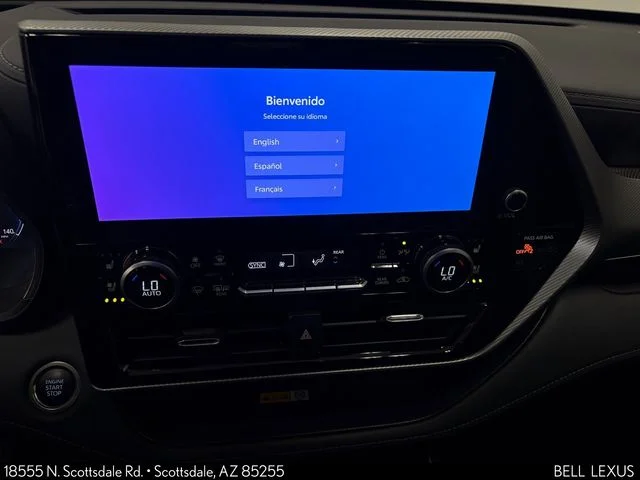 Used 2024  Toyota Platinum image 18