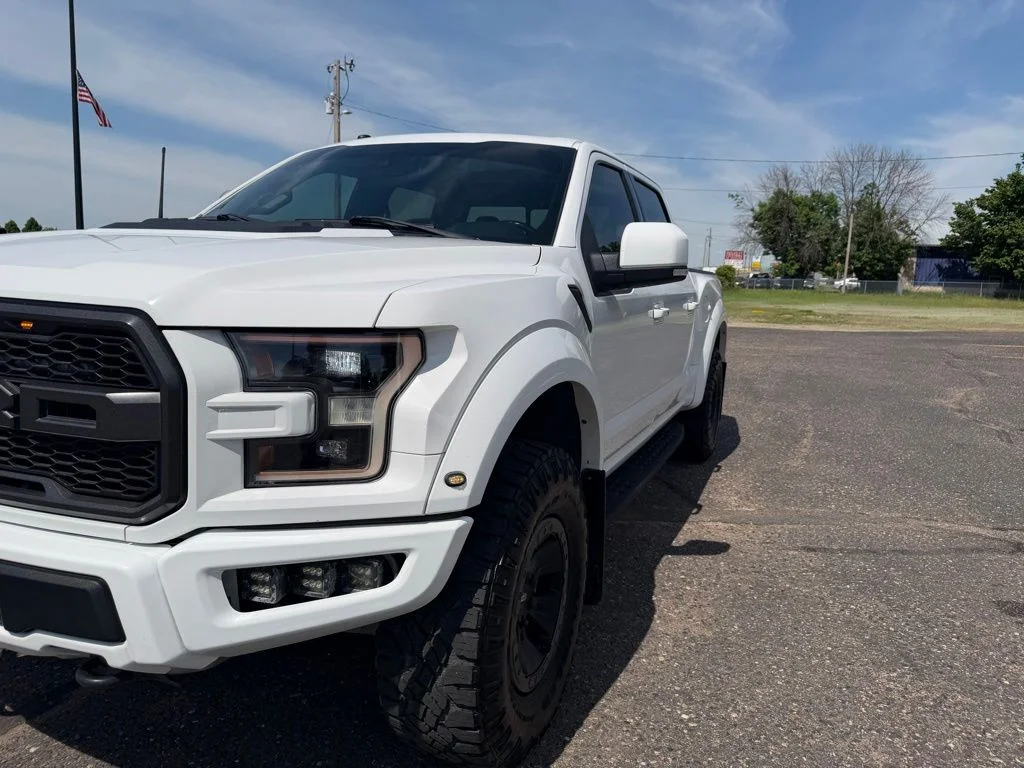 Used 2018  Ford Raptor image 17
