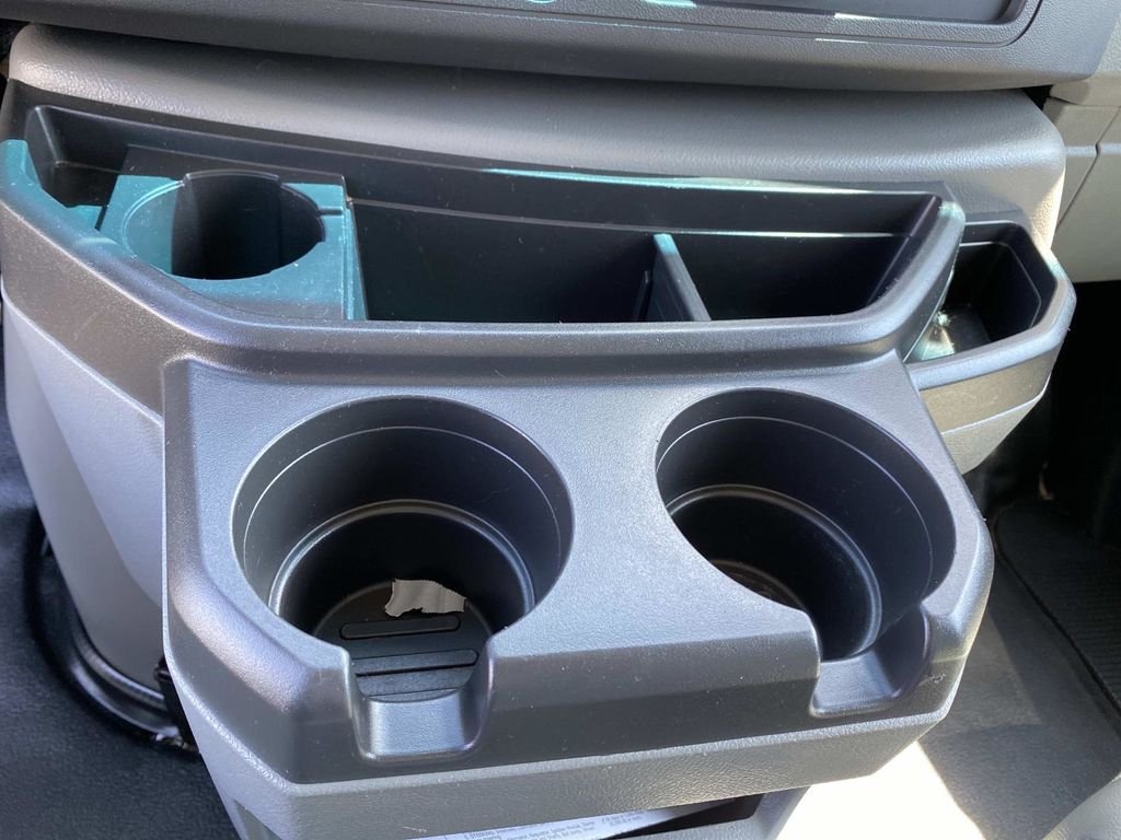 2024 Ford E-Series Cutaway Base - Photo 17