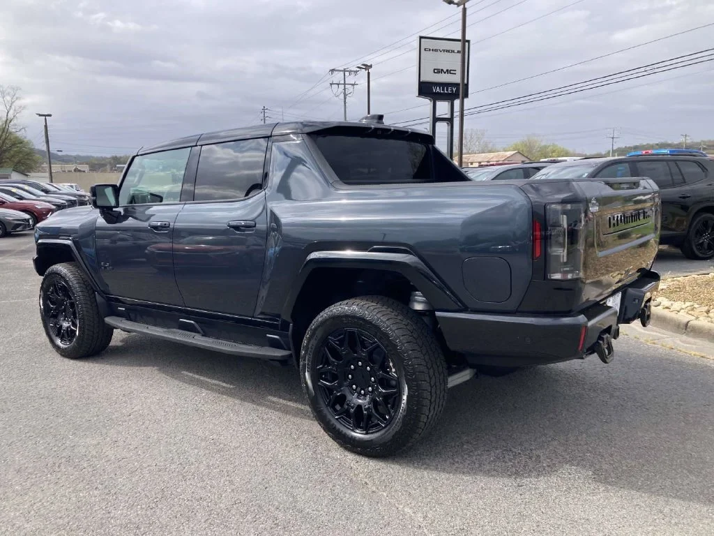 2026 GMC HUMMER EV 2X - Photo 6