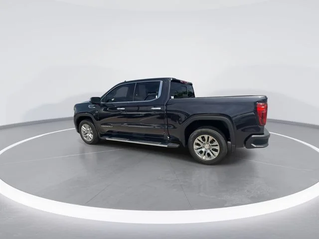 Used 2023 Silver GMC Denali image 6