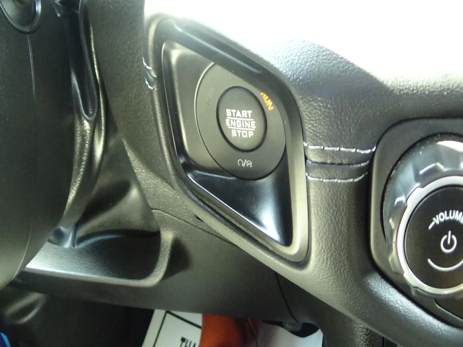 Used 2024 Hydro Blue Pearl Coat (pbj) Jeep Rubicon image 25