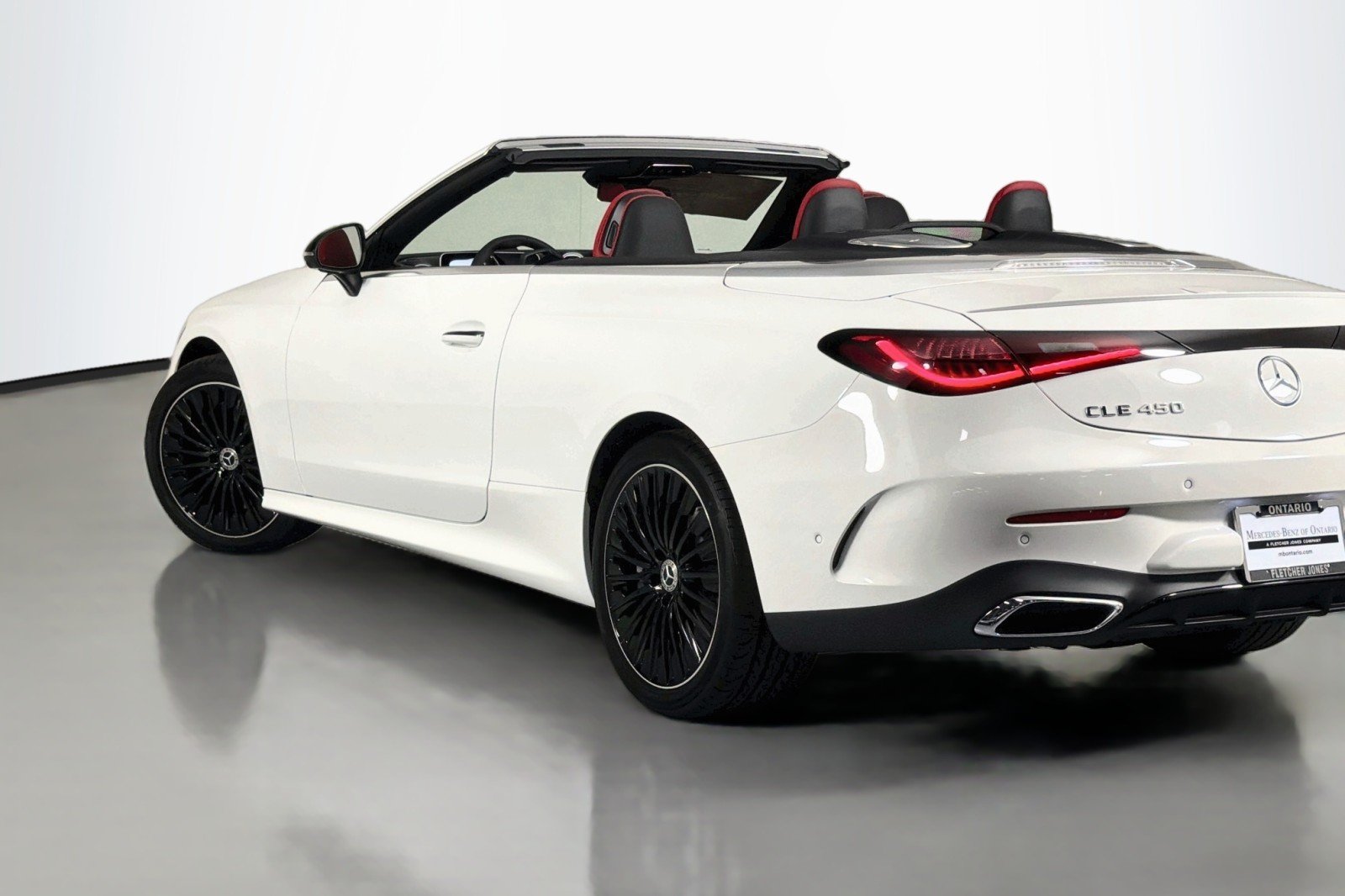 New 2027 Polar White Mercedes-Benz CLE 450 4MATIC® Cabriolet image 15