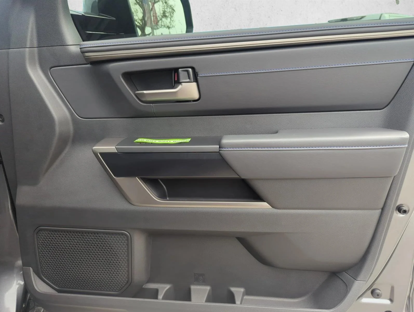Used 2026 Magnetic Gray Meta Toyota Platinum image 25
