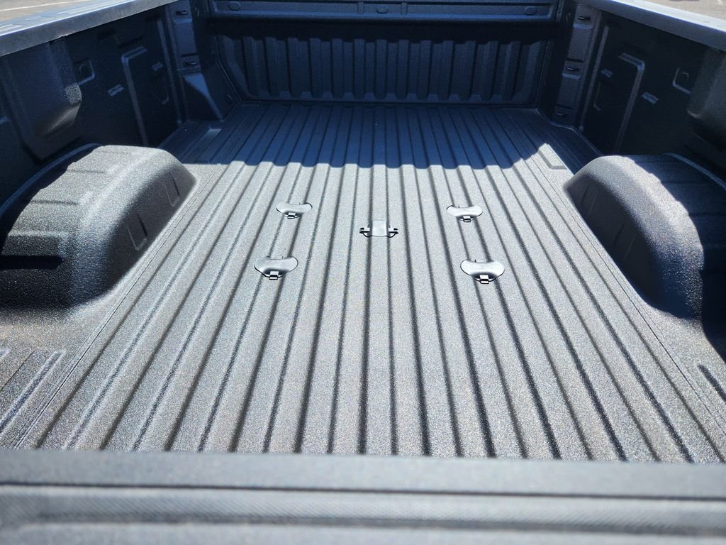 2025 GMC Sierra 3500HD Pro - Photo 19