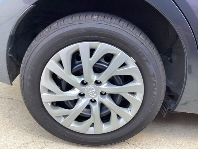 Used 2018 Slate Metallic Toyota LE image 7