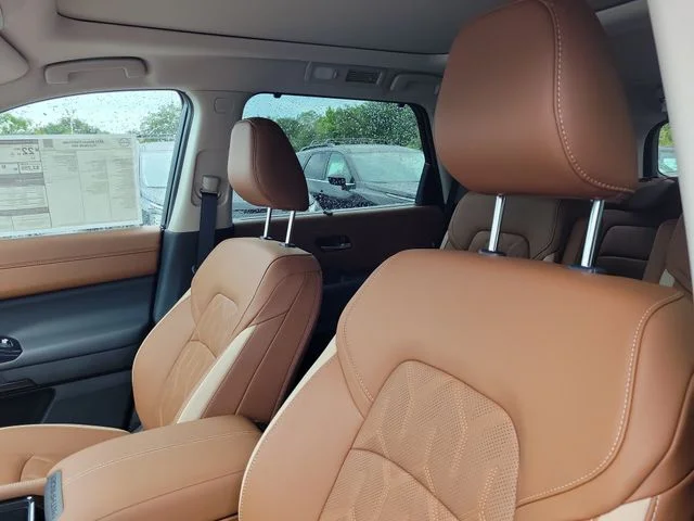 New 2026 White Nissan Platinum image 19