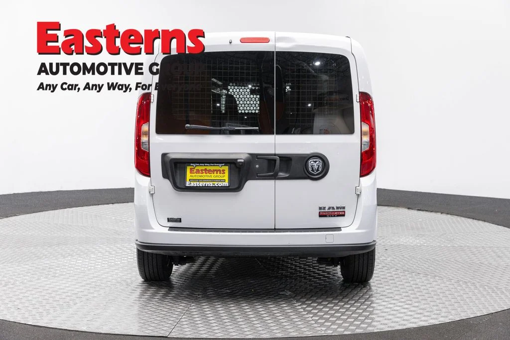 Used 2022 White Ram Base image 6