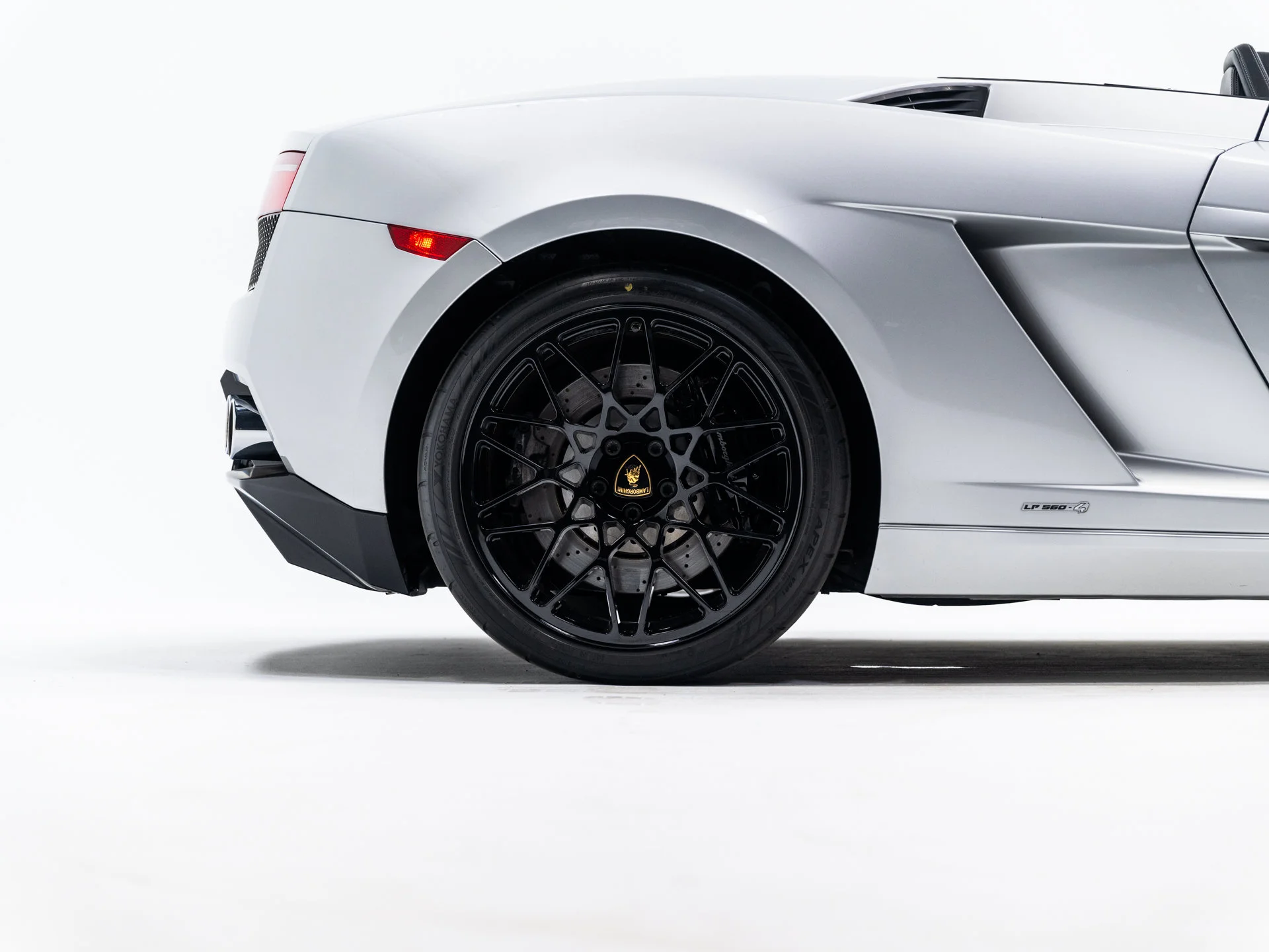 Used 2011 Grigio Thalasso Metallic Lamborghini LP560-4 image 12