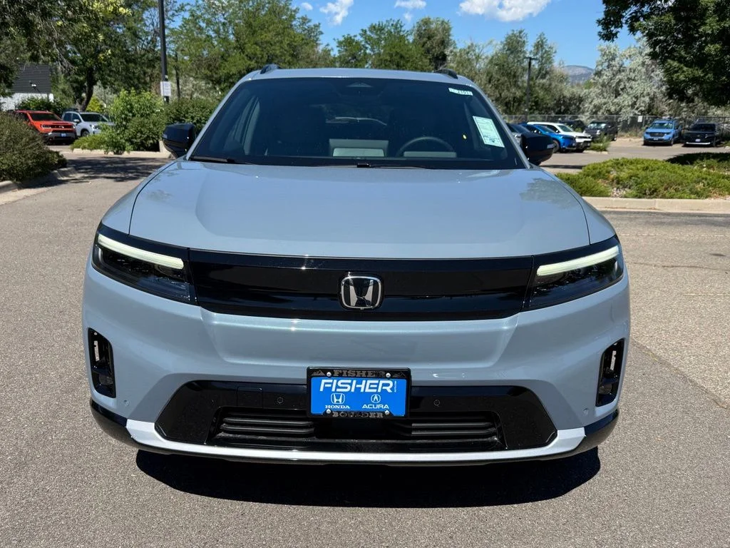New 2026 Sonic Gray Pearl Honda Touring image 10