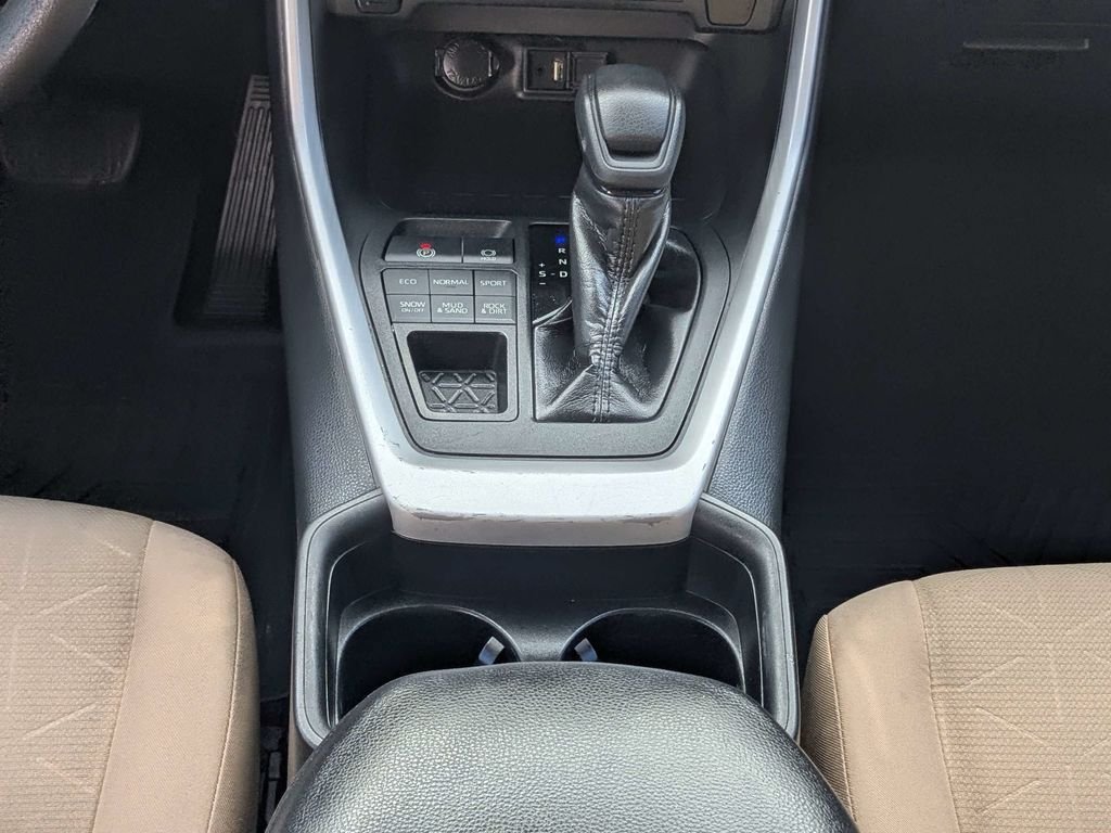 Used 2019 Green Toyota XLE image 23