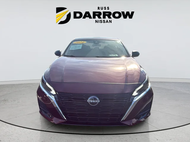 Used 2024 Red Nissan 2.5 SV image 8