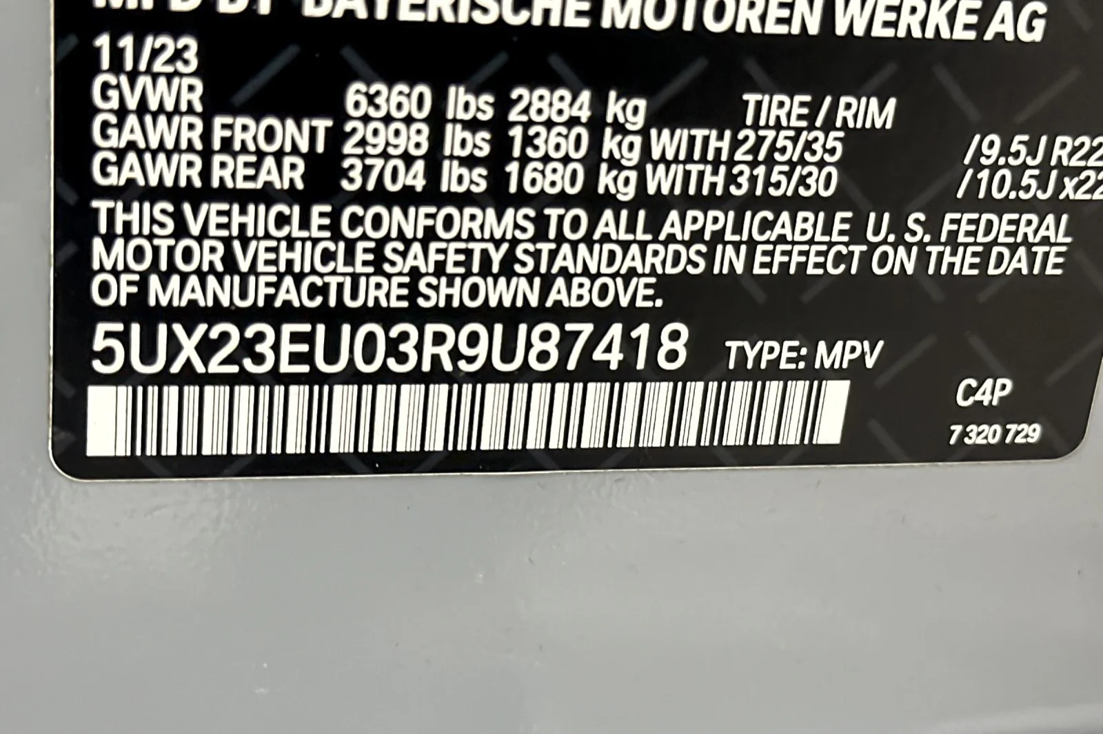 Used 2024 BROOKLYN GRAY BMW xDrive40i Sports Activity Vehicle image 28