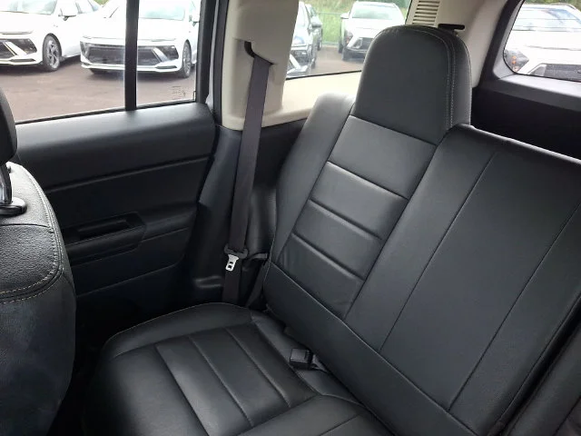 Used 2017 White Jeep High Altitude image 19