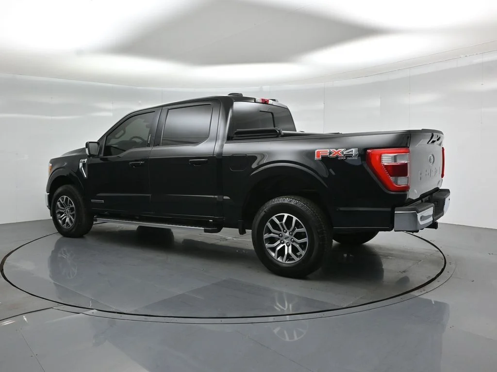 Certified Used 2022 Black Ford Lariat image 7