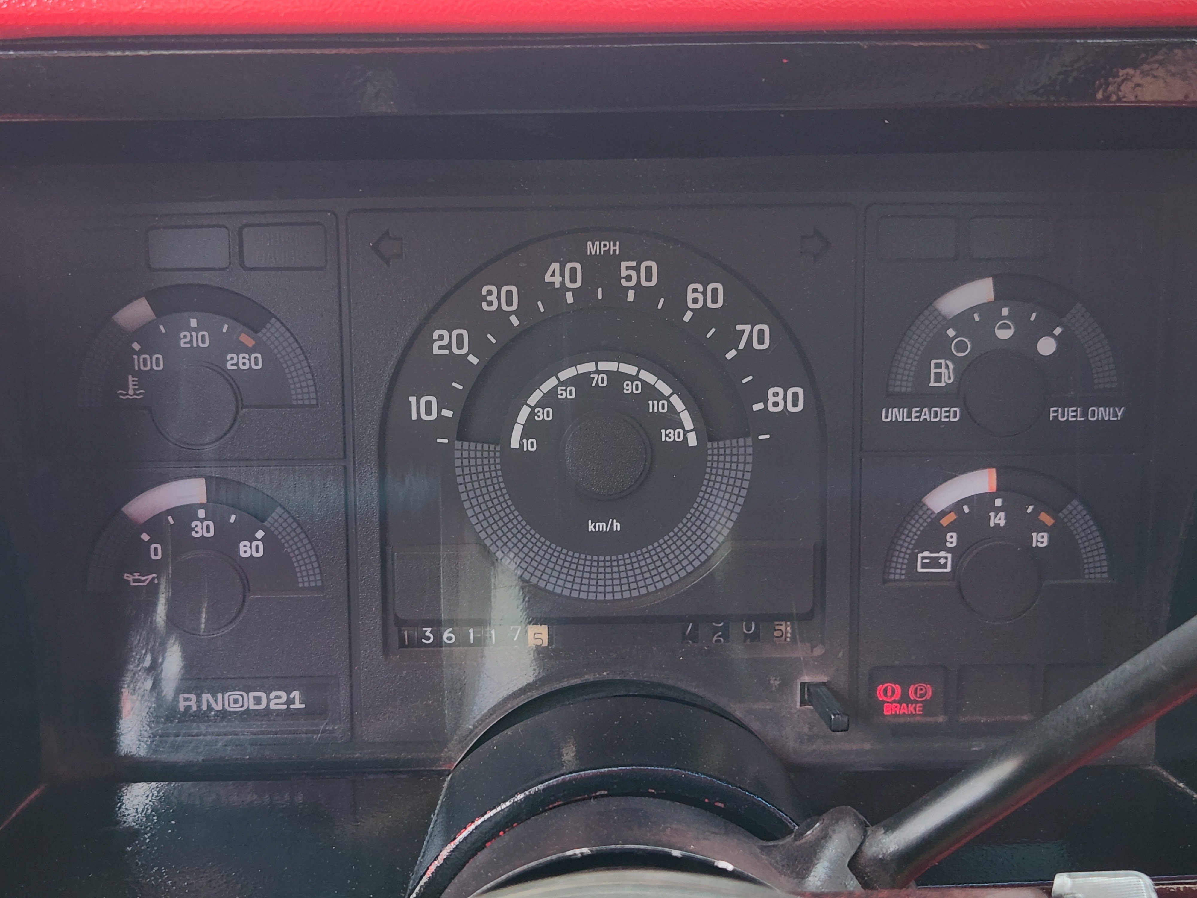 Used 1990 Red Chevrolet REG CAB 2WD 133WB image 16