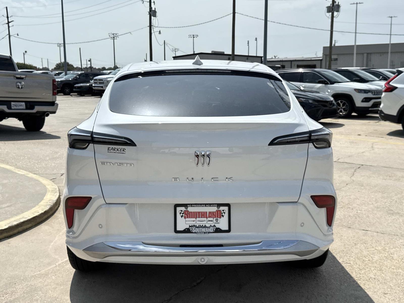 Used 2025 White Frost Tricoat Buick Avenir image 6